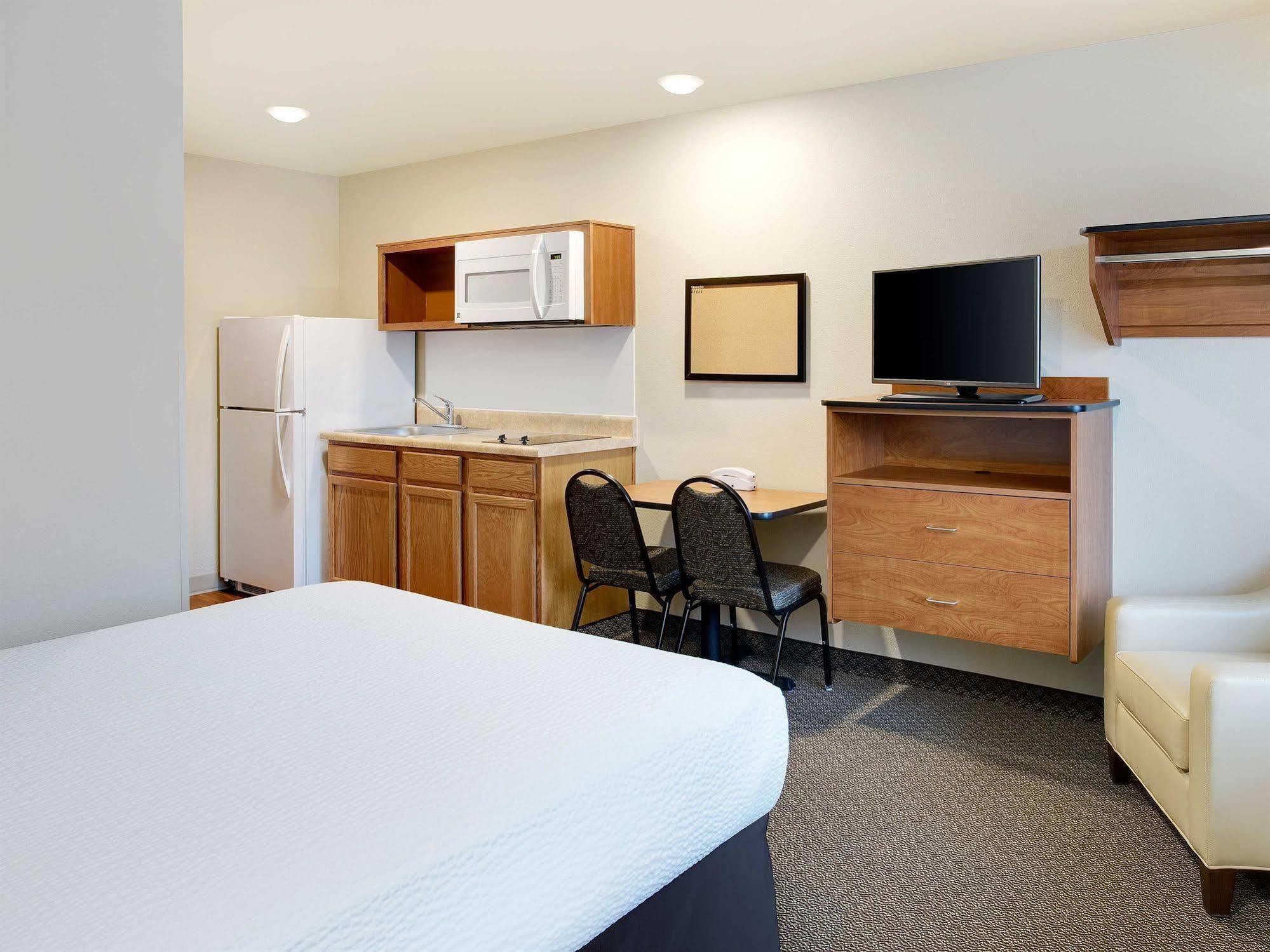 Woodspring Suites Fredericksburg Zewnętrze zdjęcie